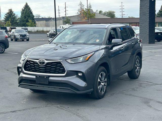 used 2023 Toyota Highlander car, priced at $35,495