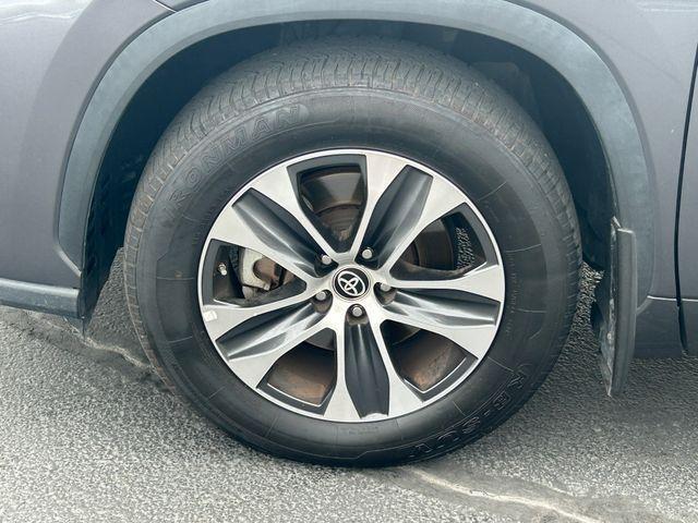 used 2023 Toyota Highlander car, priced at $35,495