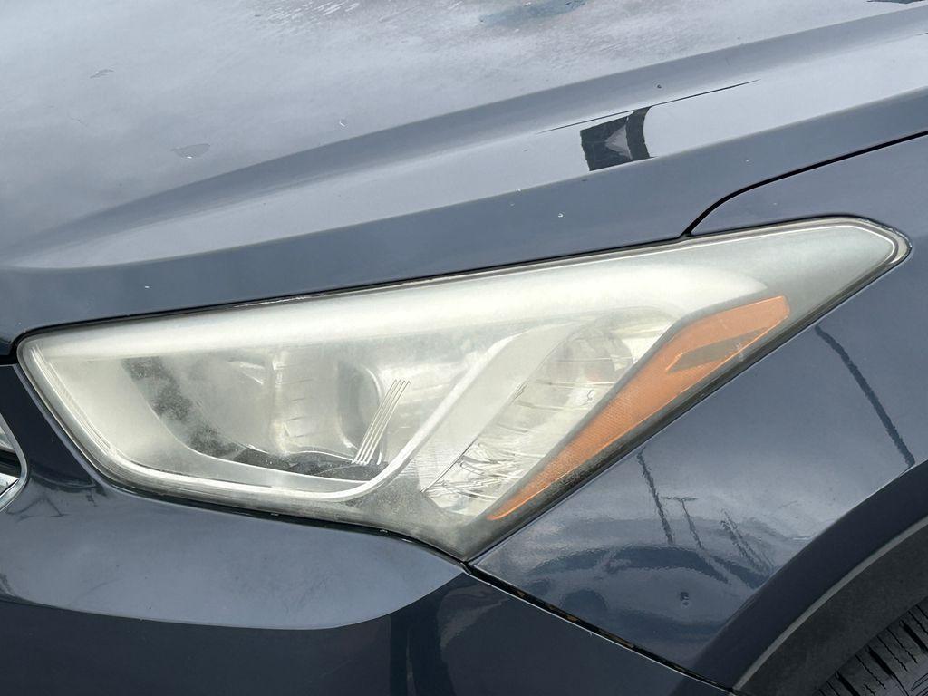 used 2013 Hyundai Santa Fe car, priced at $7,988