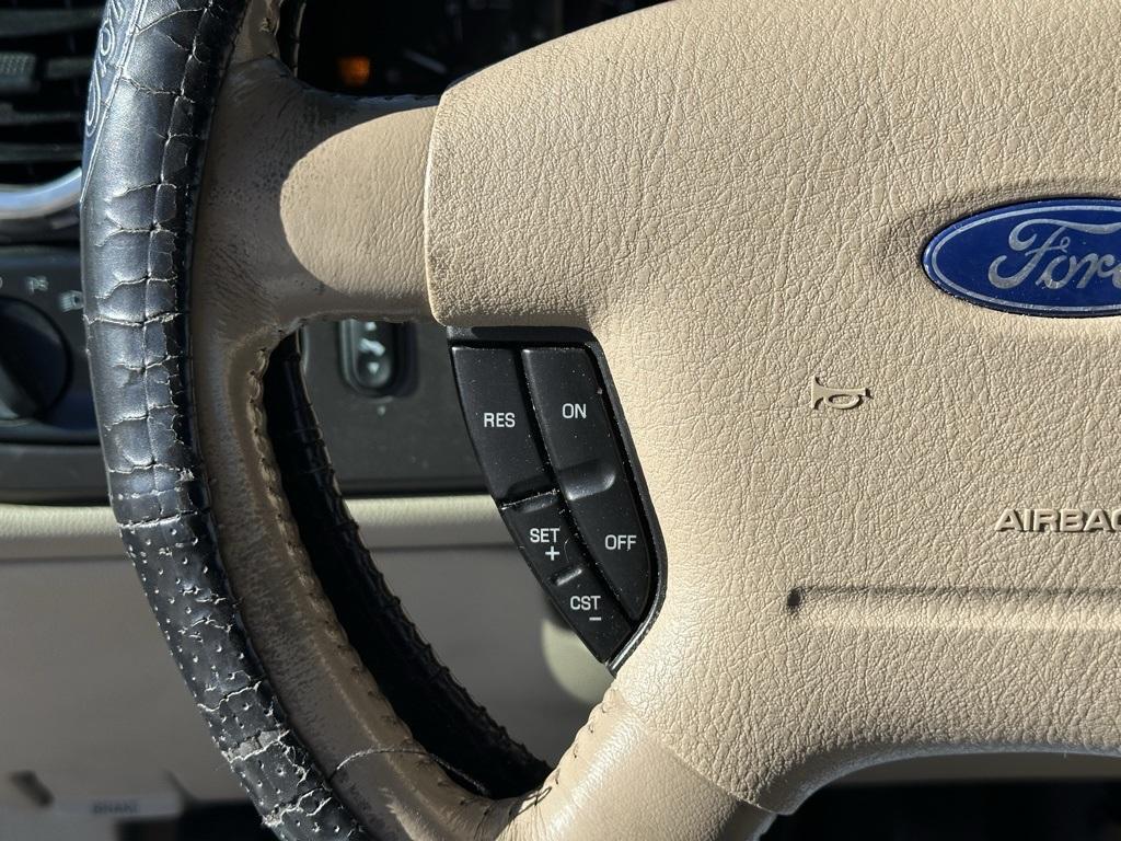 used 2003 Ford Expedition car, priced at $5,750