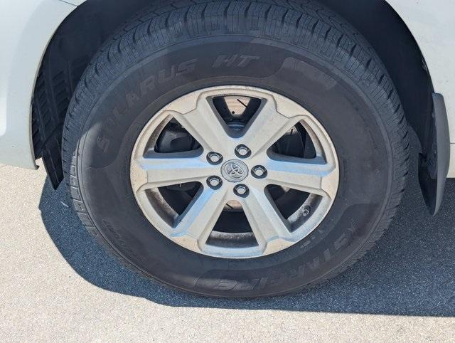 used 2009 Toyota Highlander car, priced at $7,988
