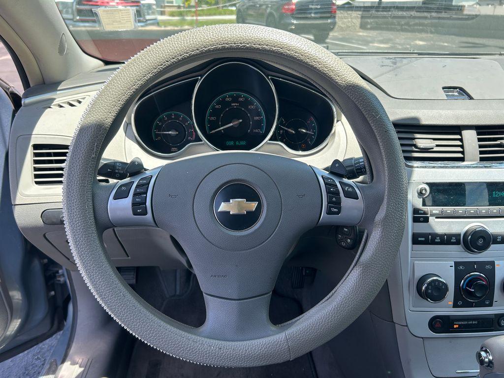 used 2009 Chevrolet Malibu car, priced at $5,488