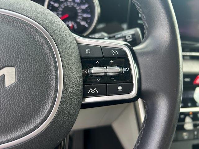 used 2024 Kia Carnival car, priced at $37,995