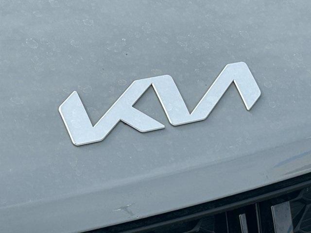 used 2024 Kia Carnival car, priced at $37,995