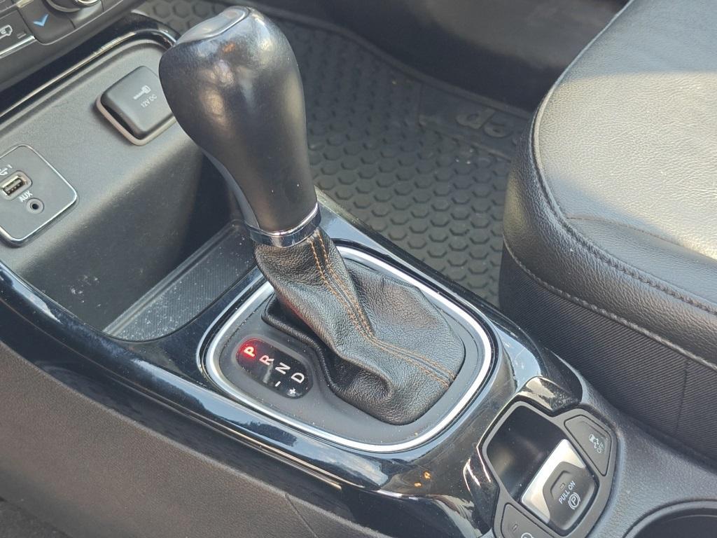 used 2021 Jeep Compass car, priced at $15,880