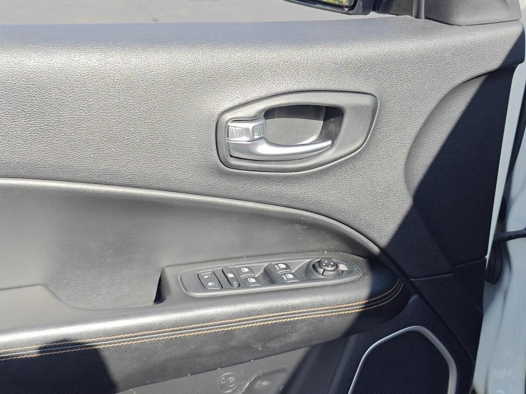 used 2021 Jeep Compass car, priced at $15,880