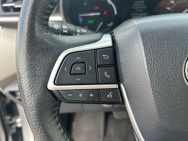 used 2023 Toyota Sienna car, priced at $37,488