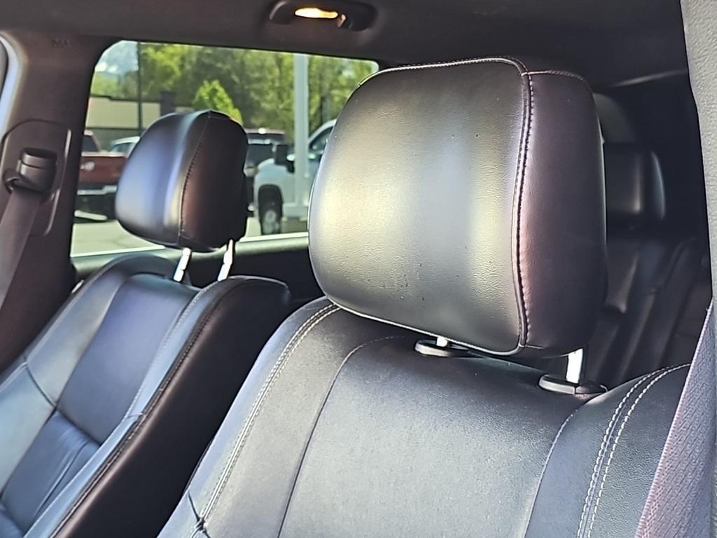 used 2015 Jeep Grand Cherokee car, priced at $15,950