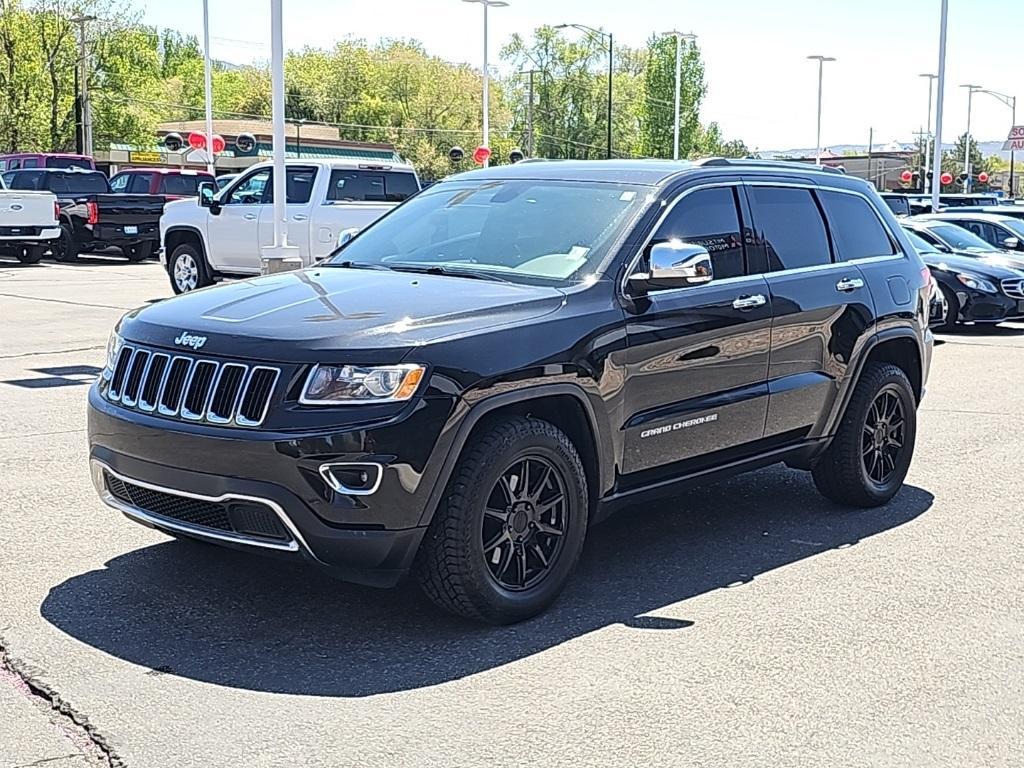 used 2015 Jeep Grand Cherokee car, priced at $15,950