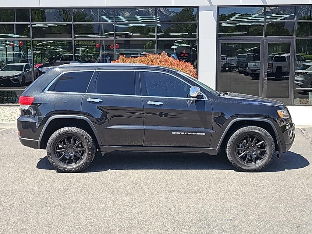 used 2015 Jeep Grand Cherokee car, priced at $15,950