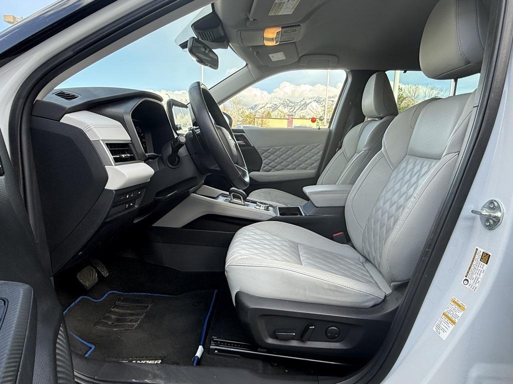 used 2023 Mitsubishi Outlander PHEV car, priced at $35,550