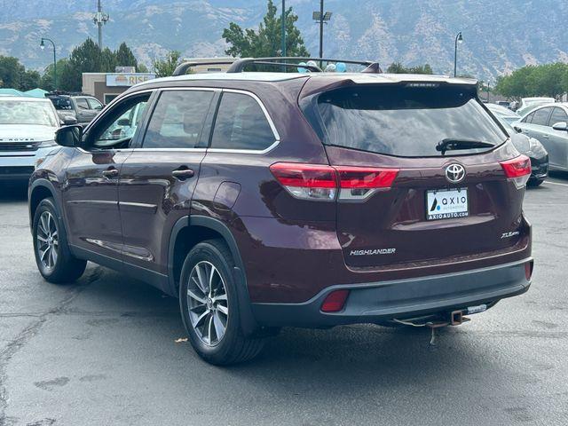 used 2019 Toyota Highlander car, priced at $27,495
