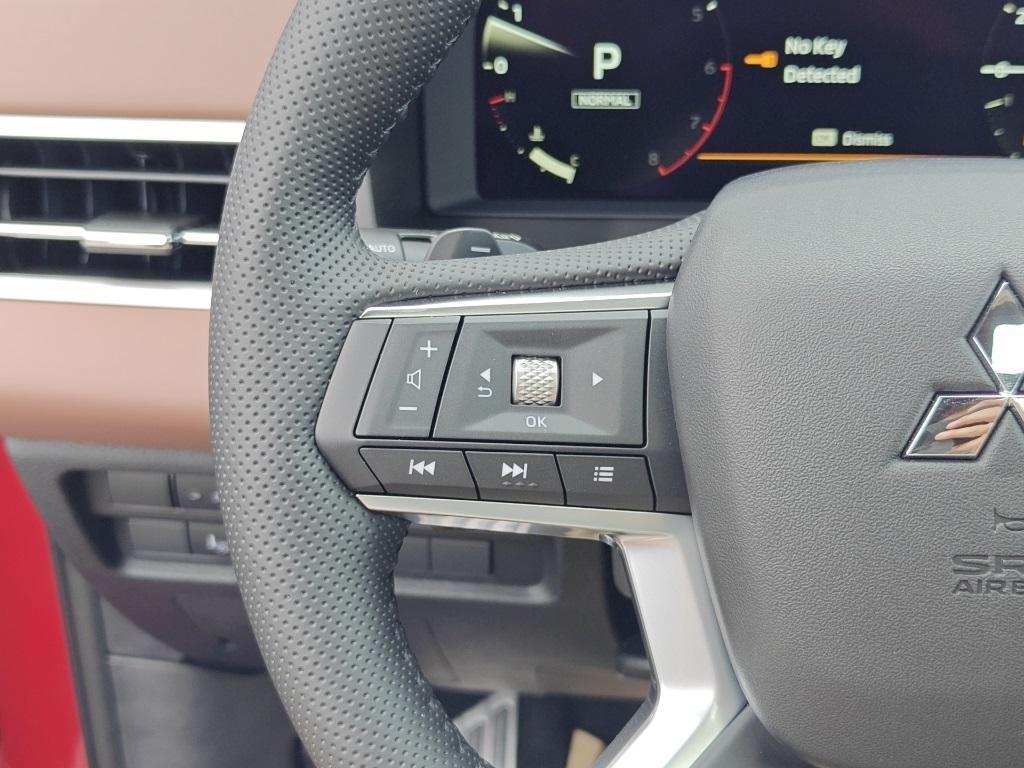 new 2025 Mitsubishi Outlander car, priced at $41,945