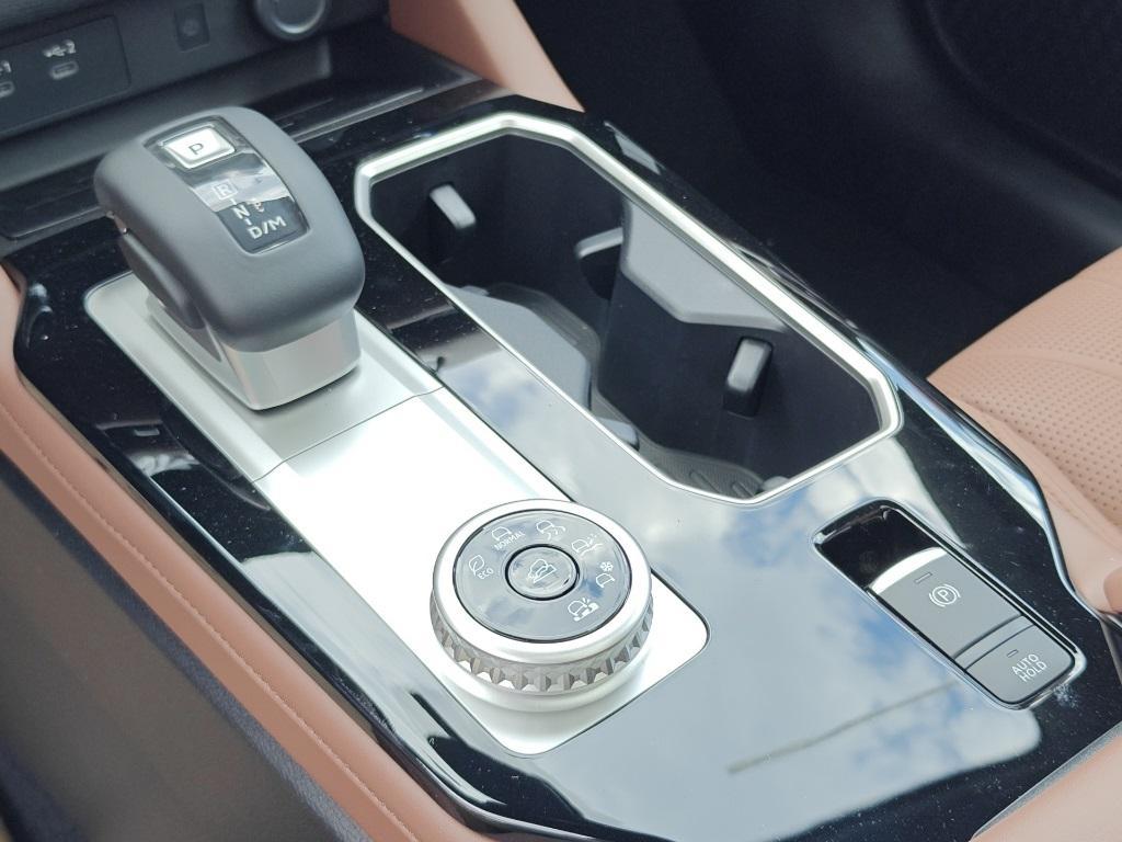 new 2025 Mitsubishi Outlander car, priced at $41,945