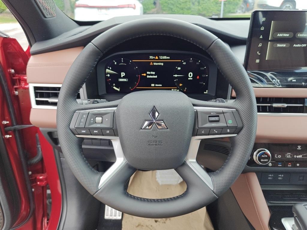 new 2025 Mitsubishi Outlander car, priced at $41,945