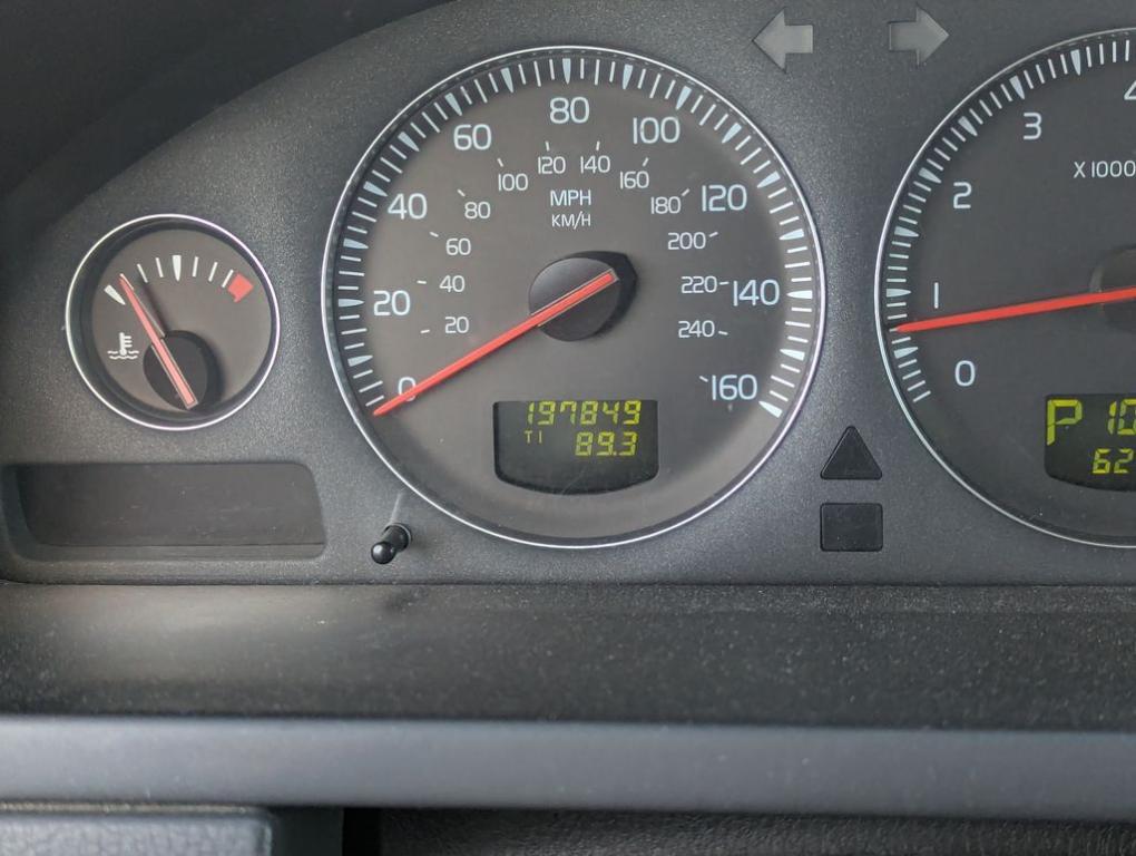 used 2008 Volvo XC90 car, priced at $3,188