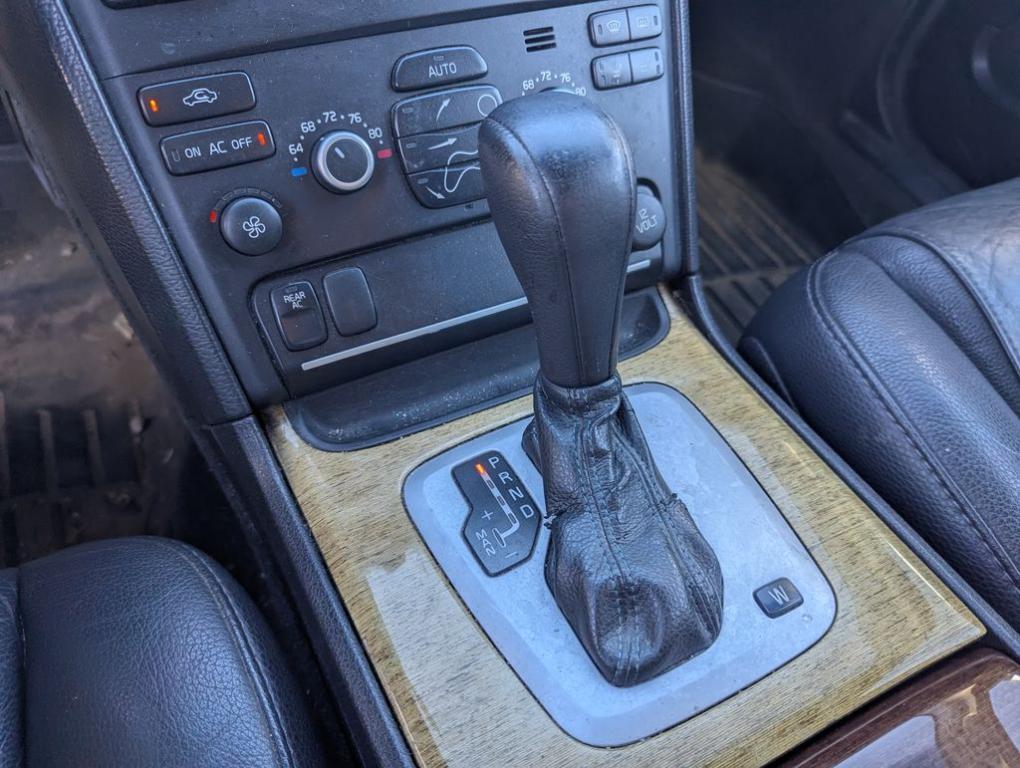 used 2008 Volvo XC90 car, priced at $3,188