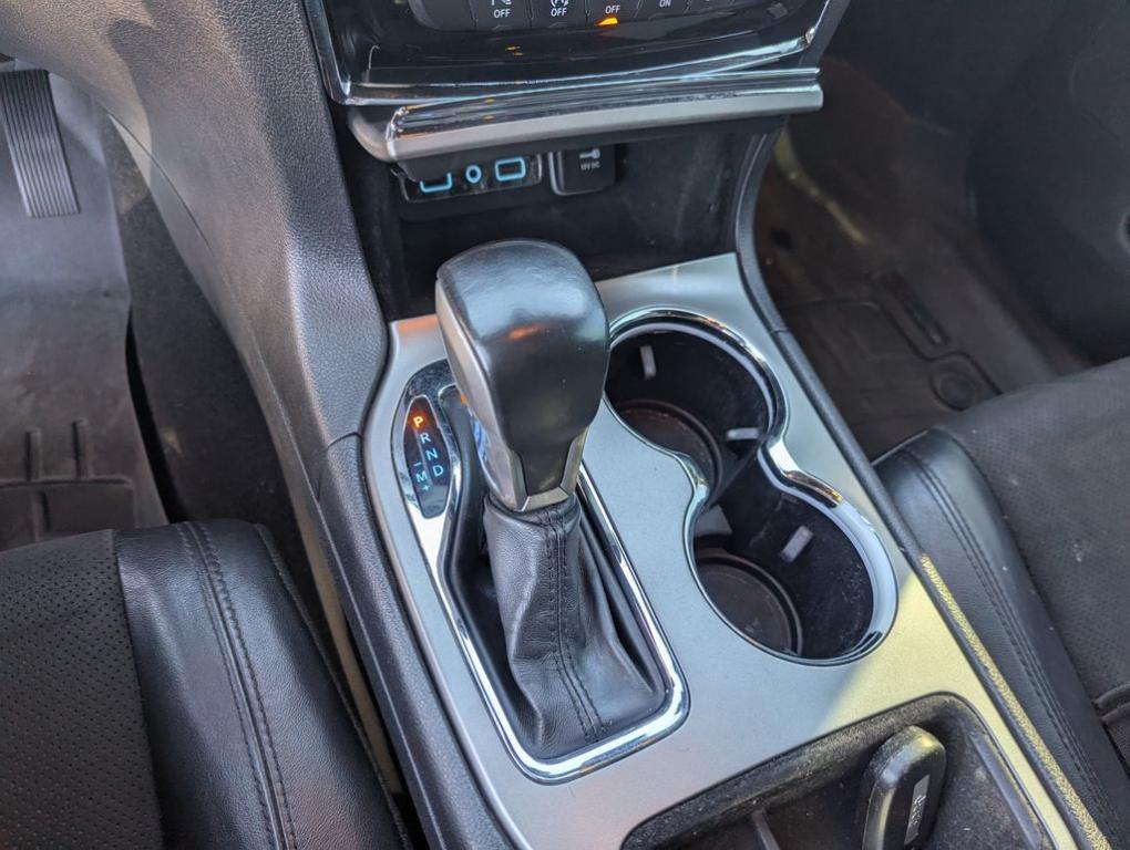 used 2020 Jeep Grand Cherokee car, priced at $17,988