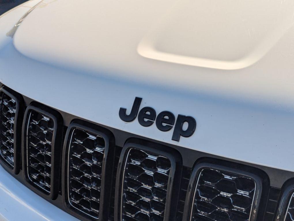 used 2020 Jeep Grand Cherokee car, priced at $17,988