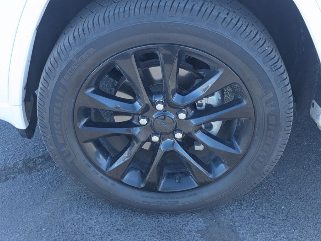 used 2020 Jeep Grand Cherokee car, priced at $17,988