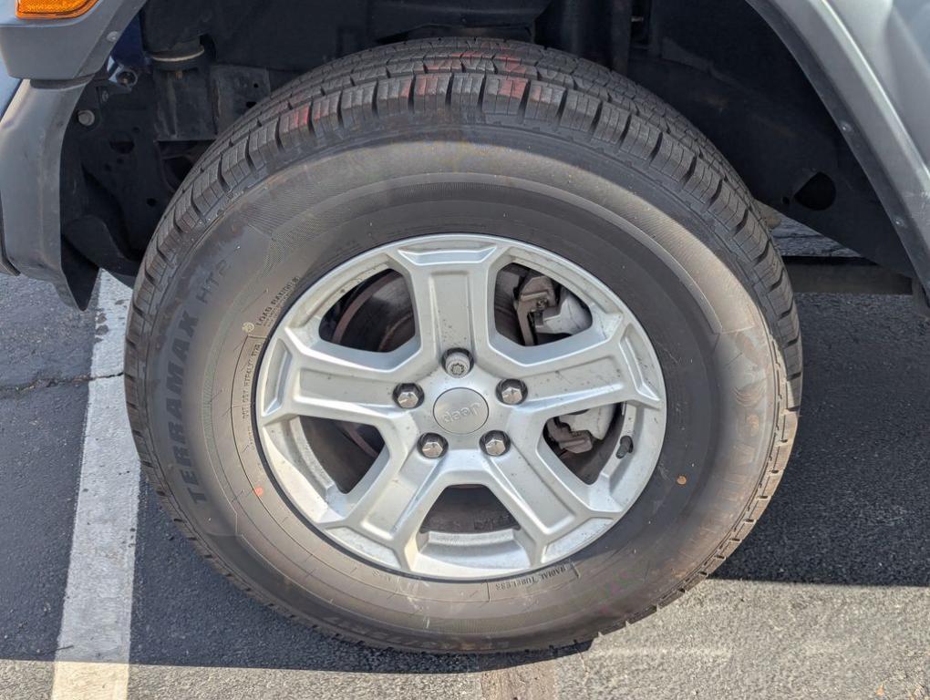 used 2018 Jeep Wrangler Unlimited car, priced at $25,688