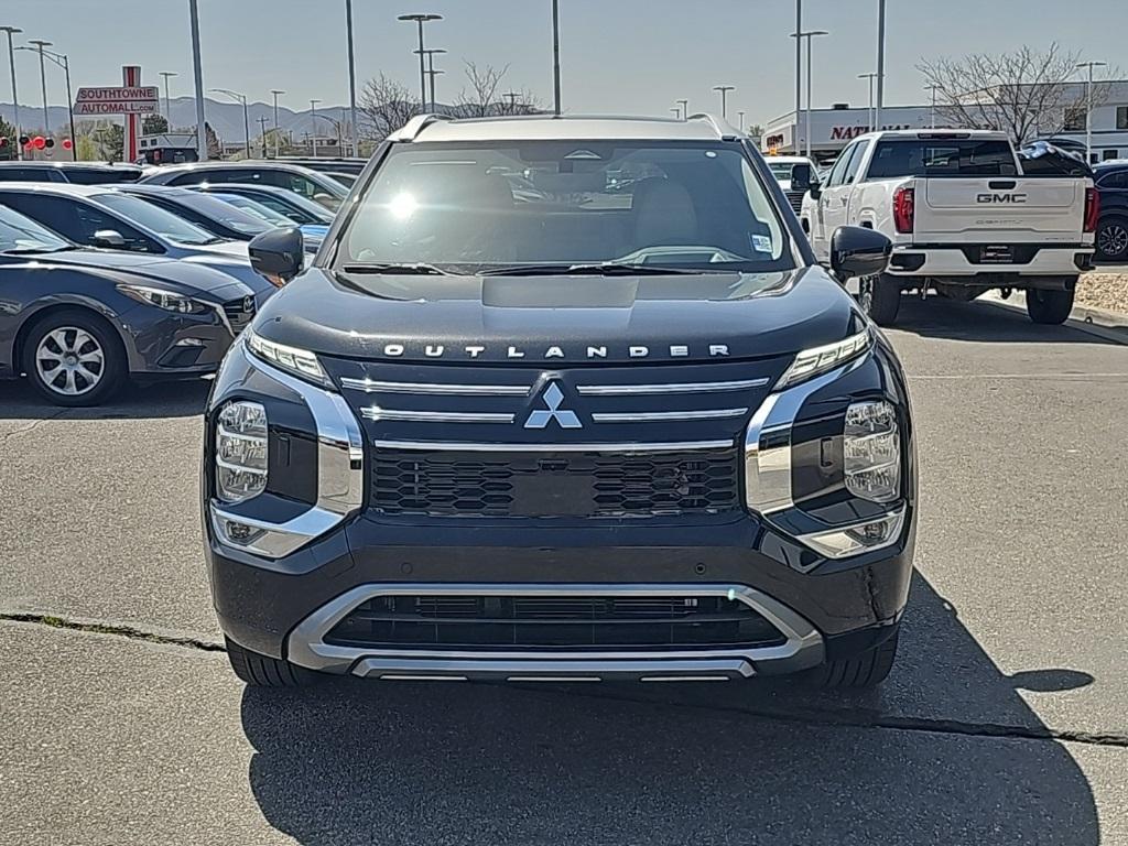 new 2025 Mitsubishi Outlander car, priced at $43,988