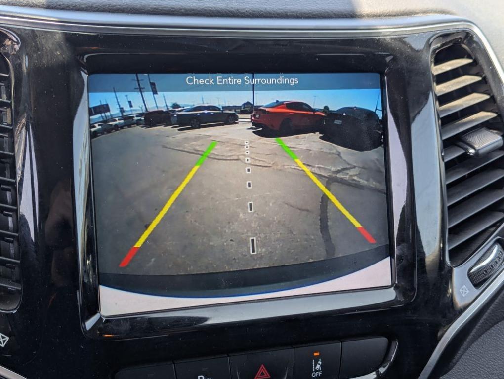 used 2019 Jeep Cherokee car