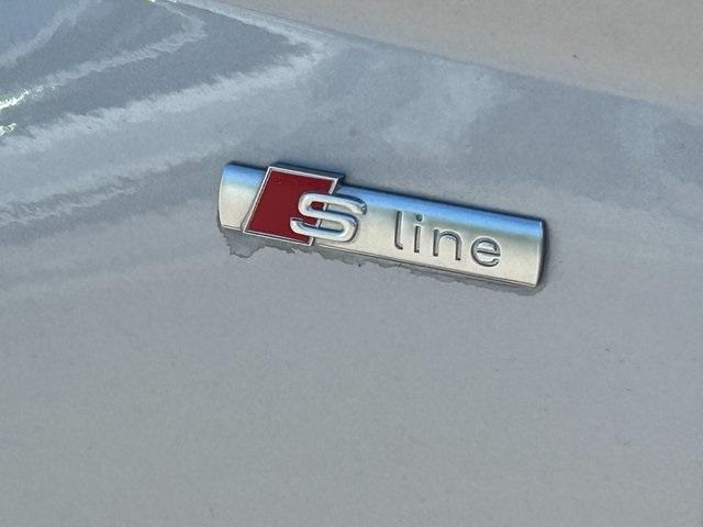 used 2022 Audi Q5 car, priced at $20,995