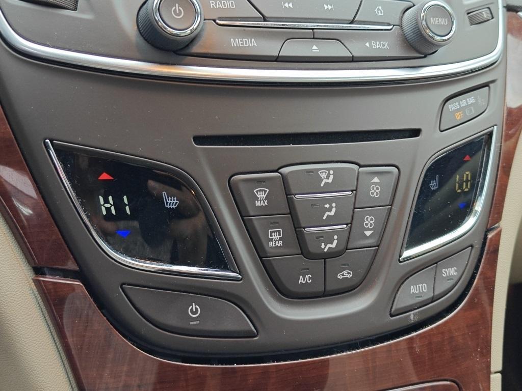 used 2014 Buick Regal car, priced at $11,880