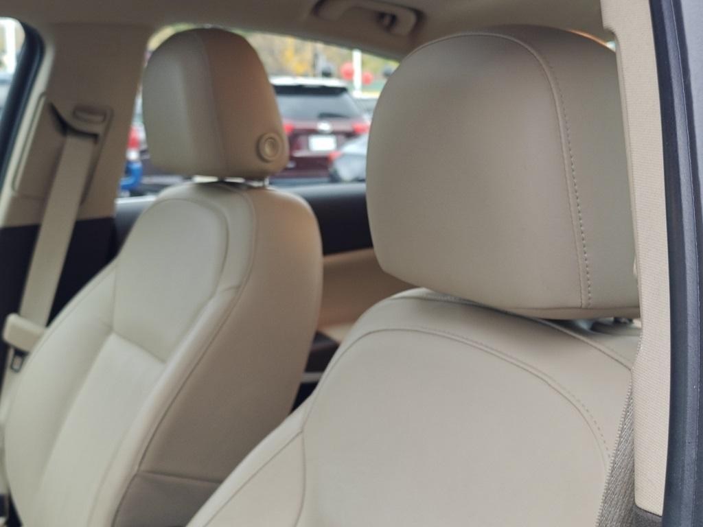 used 2014 Buick Regal car, priced at $11,880
