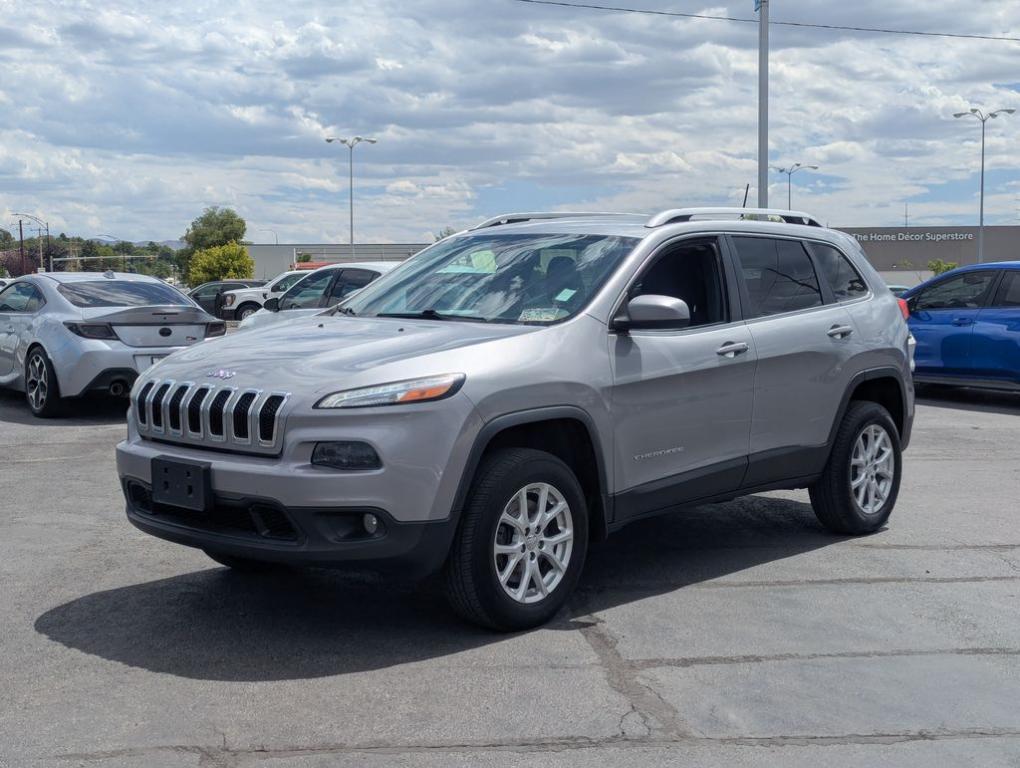 used 2016 Jeep Cherokee car, priced at $9,488