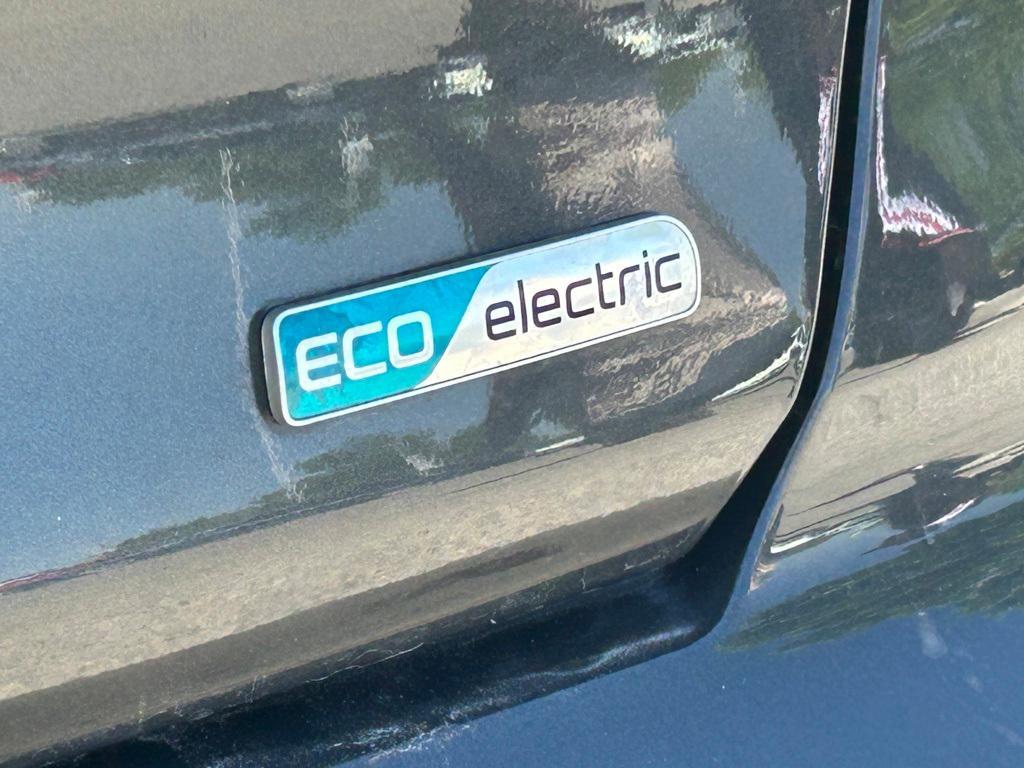 used 2022 Kia Niro EV car, priced at $22,500
