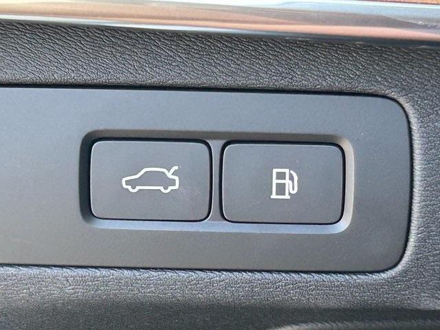 used 2025 Volvo XC90 Plug-In Hybrid car, priced at $60,495