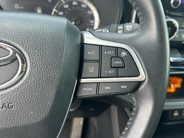 used 2024 Toyota Highlander car, priced at $37,488