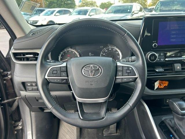 used 2024 Toyota Highlander car, priced at $37,488