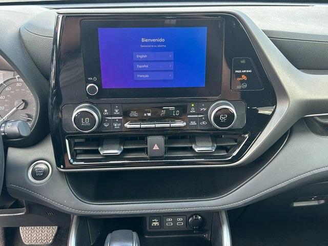 used 2024 Toyota Highlander car, priced at $37,488