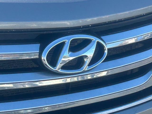 used 2015 Hyundai Santa Fe Sport car, priced at $9,475
