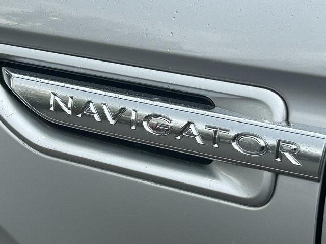 used 2019 Lincoln Navigator car, priced at $33,202