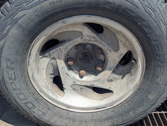 used 2001 Ford F-150 car, priced at $2,988