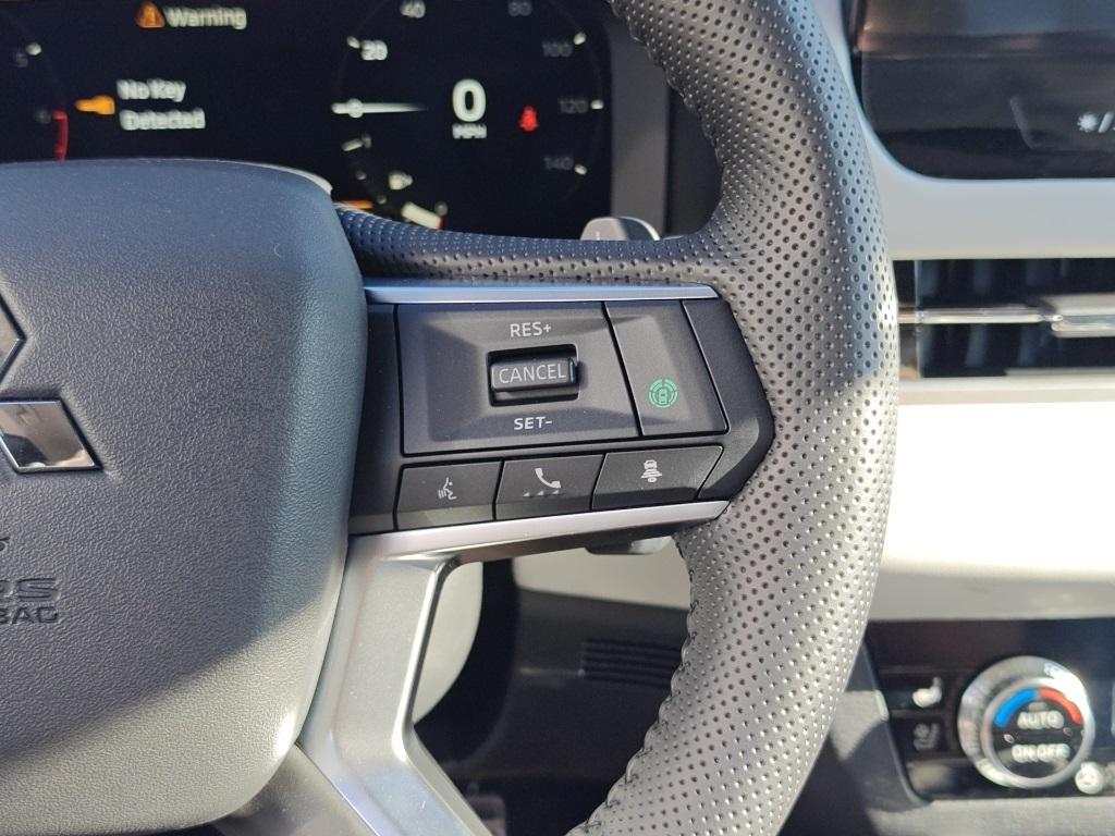 new 2025 Mitsubishi Outlander car, priced at $39,250