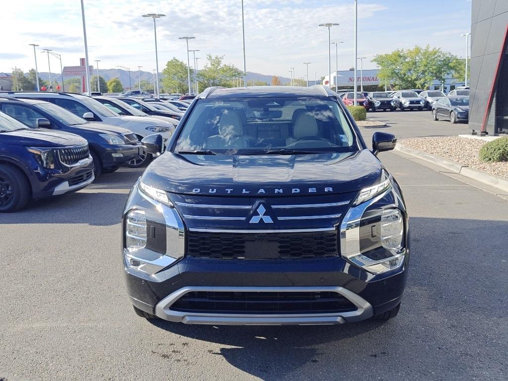 new 2025 Mitsubishi Outlander car, priced at $39,250