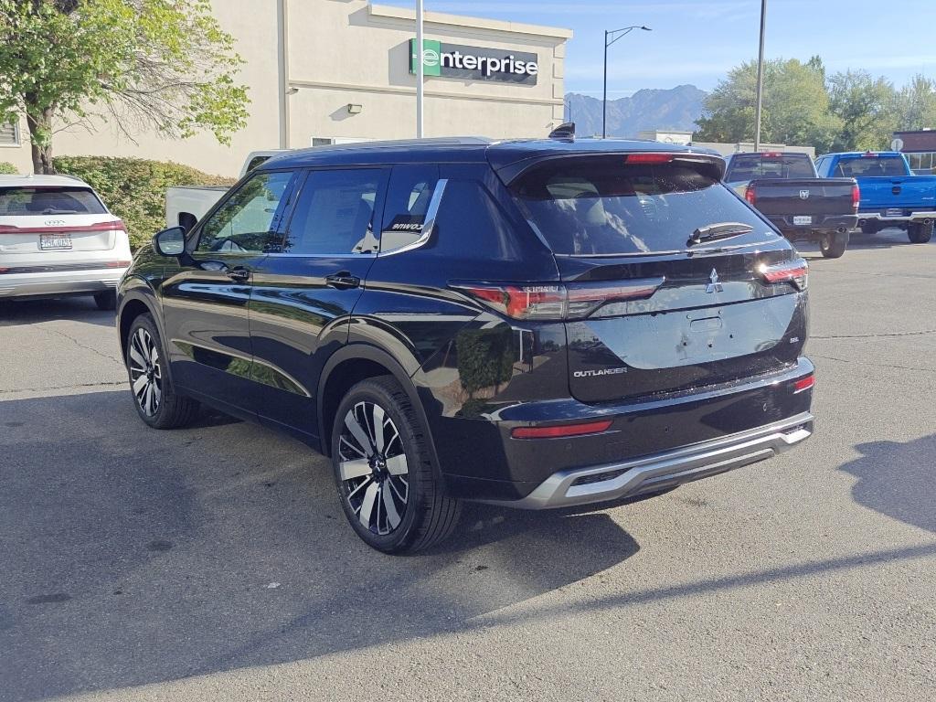 new 2025 Mitsubishi Outlander car, priced at $39,250