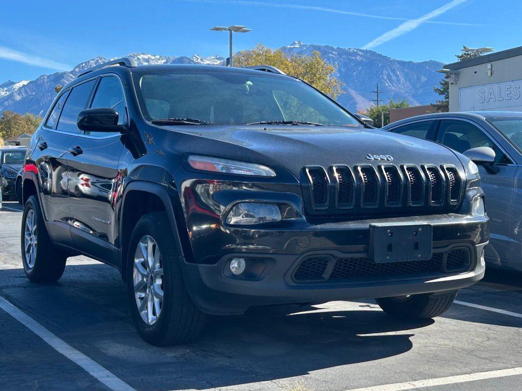 used 2014 Jeep Cherokee car, priced at $8,988