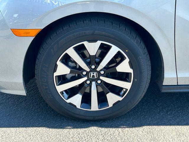 used 2025 Honda Odyssey car, priced at $37,495