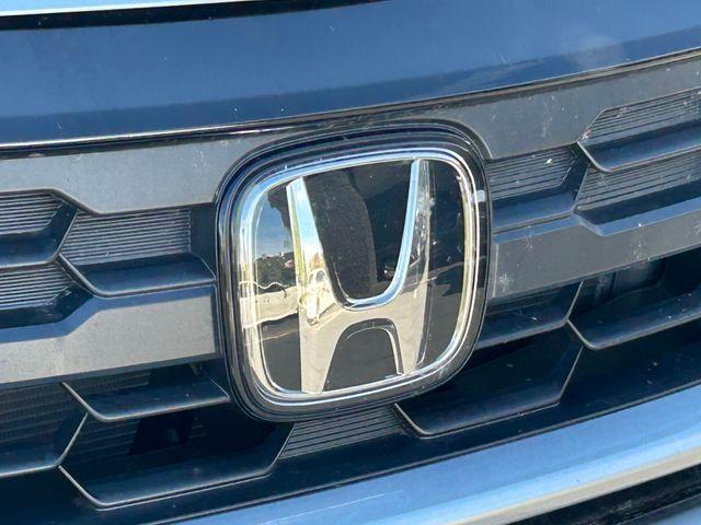 used 2025 Honda Odyssey car, priced at $37,495