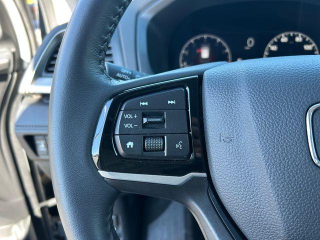 used 2025 Honda Odyssey car, priced at $37,495