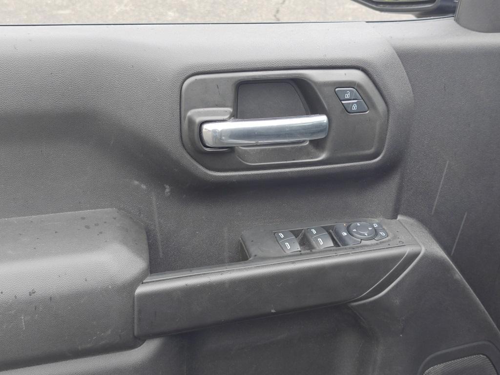 used 2024 Chevrolet Silverado 1500 car, priced at $39,980
