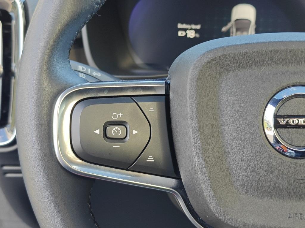 used 2023 Volvo C40 Recharge Pure Electric car, priced at $29,980