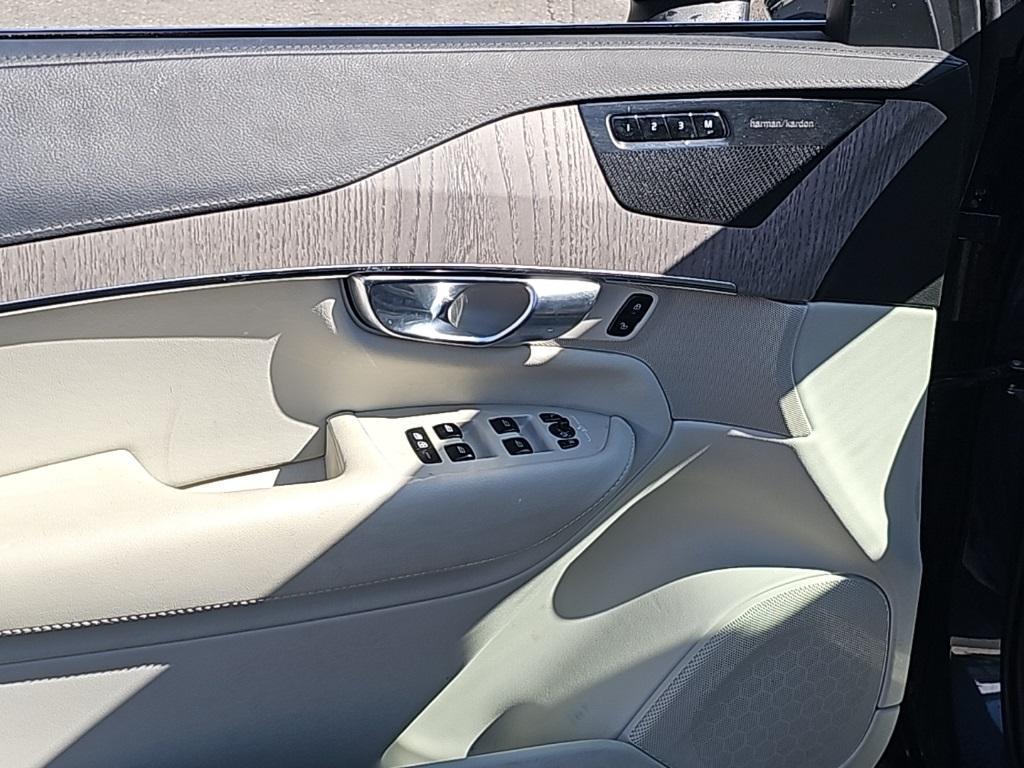 used 2022 Volvo XC90 car, priced at $45,450