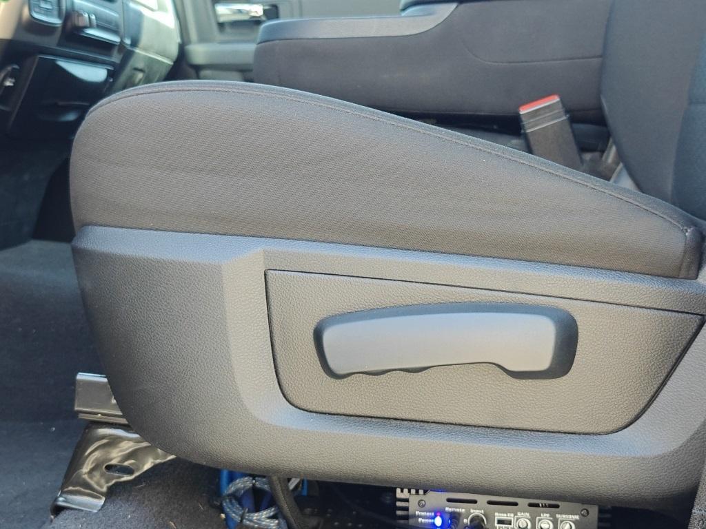 used 2020 Ram 1500 Classic car, priced at $29,950